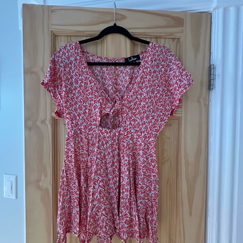Lulus romper. Tie in the front